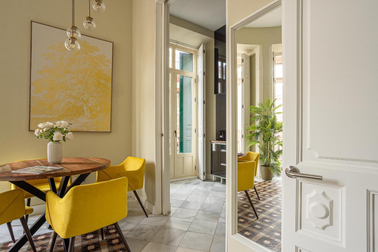 Madeinterranea Apartments Малага Экстерьер фото