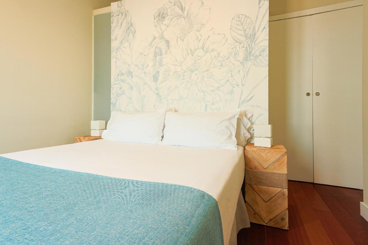 Madeinterranea Apartments Малага Экстерьер фото